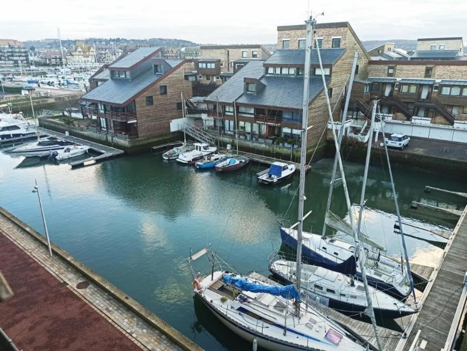 Charmant Studio Situe Sur Le Port De Deauville Zewnętrze zdjęcie